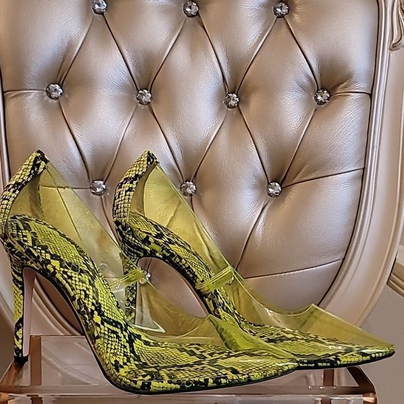 Jessica Simpson Green Transparent Snakeskin Print Heels - Picture 4 of 15